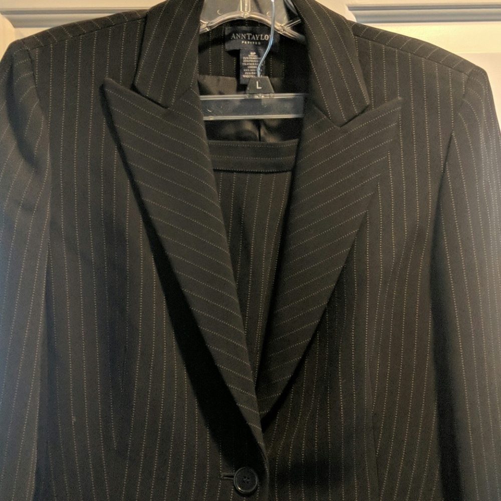 Ann Taylor Women's Suit